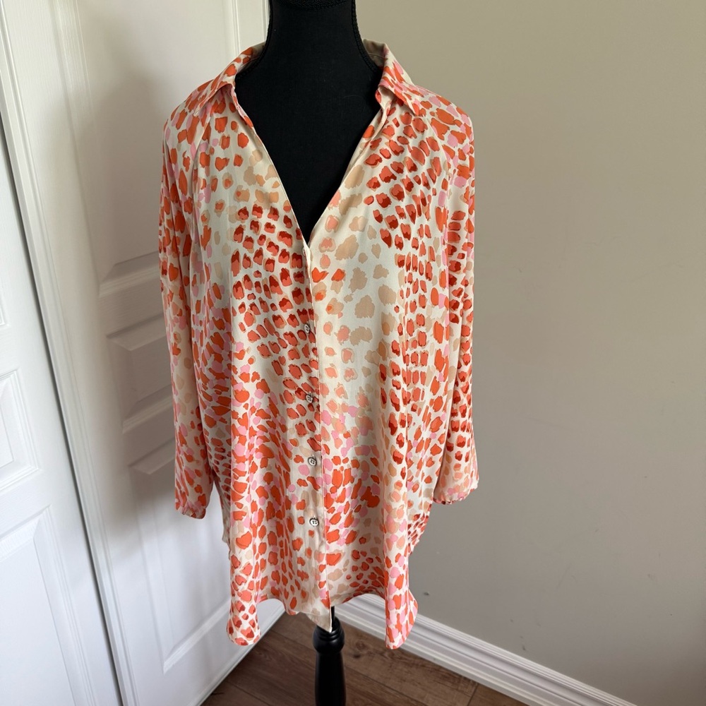 Cabi Watercolor Dot Print Blouse – Size M – Flowy & Lightweight